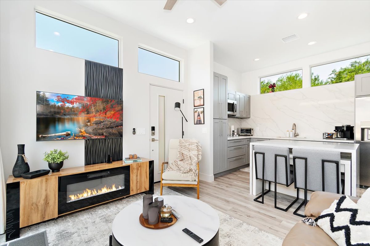 Luxury ADU Interior - Palm Springs (image 2)